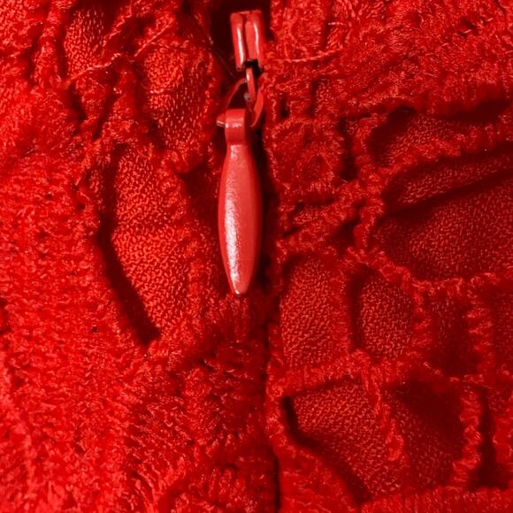 ASTR The Label Lolita Cold Shoulder Orange Romper SIZE LARGE BRAND NEW WITH TAGS - Picture 4 of 7